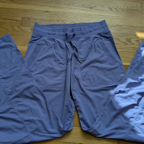 Lululemon Dance Studio Mid-Rise Pant *Full Length Sz 6 - Picture 2 of 3